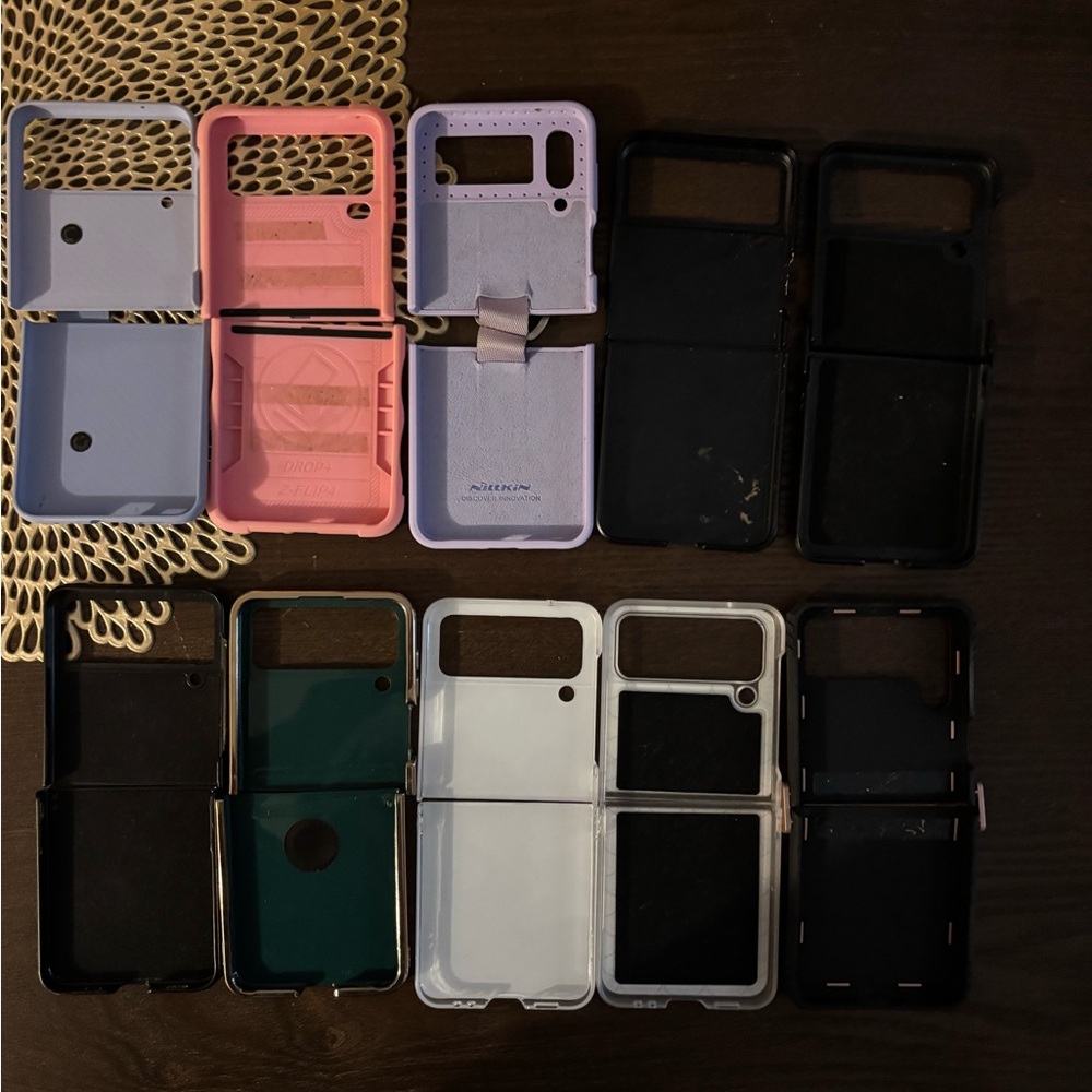 Stylish Phone Case Collection - Various Designs - Picture 2 of 4